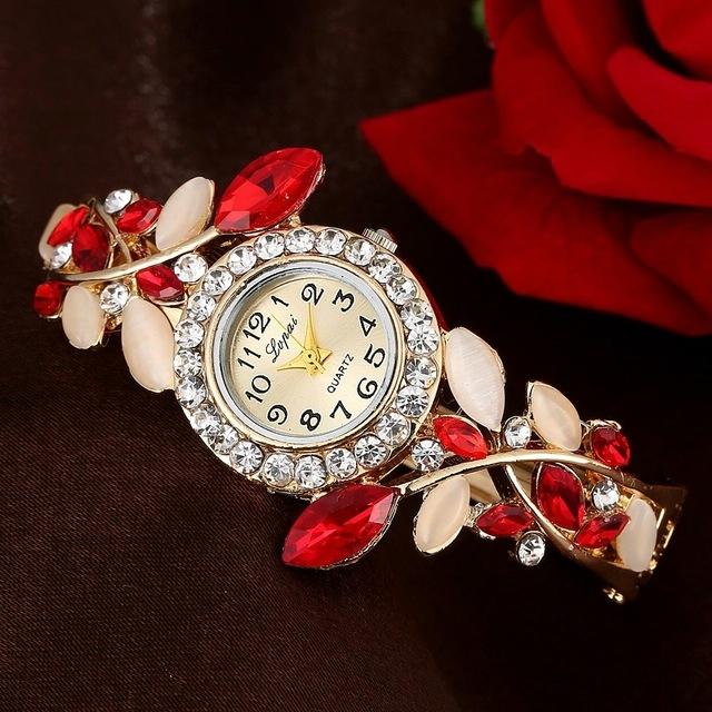 Vintage Floral Bracelet Watch For Women With Diamond Accents - Red-1915196533184270336