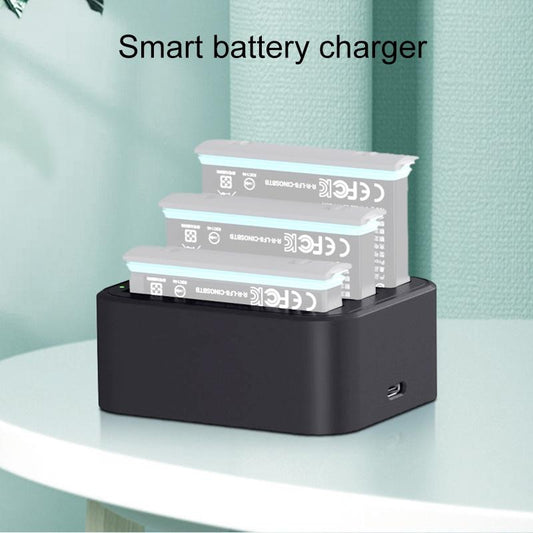 Tri-Slot Fast Charger For Insta360 X3 / One X2 Batteries-1915196673324355585