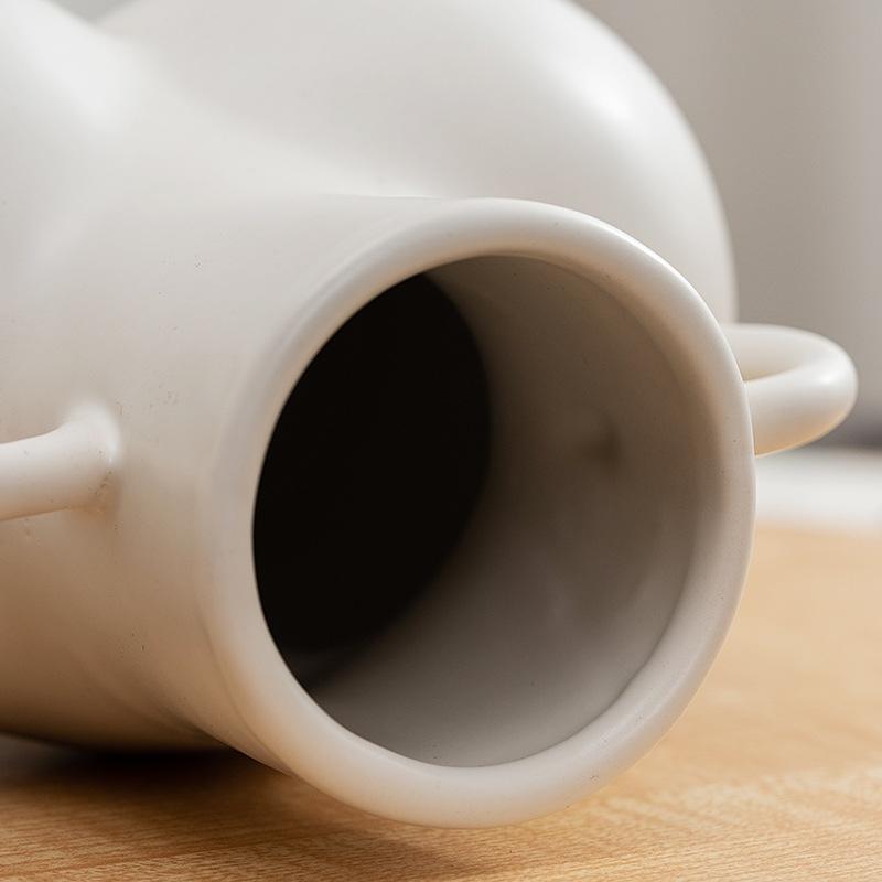 Small Unglazed Ceramic Vase For Home Decor And Dried Flower Arrangements-1915198089866645509