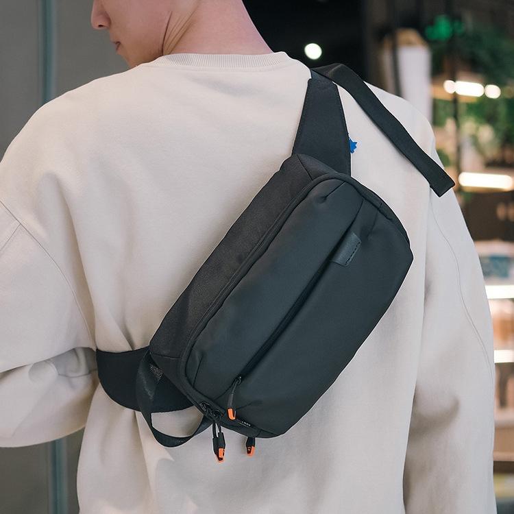 Versatile Waterproof Switch Storage Bag - Compact Design-1915196847375388678