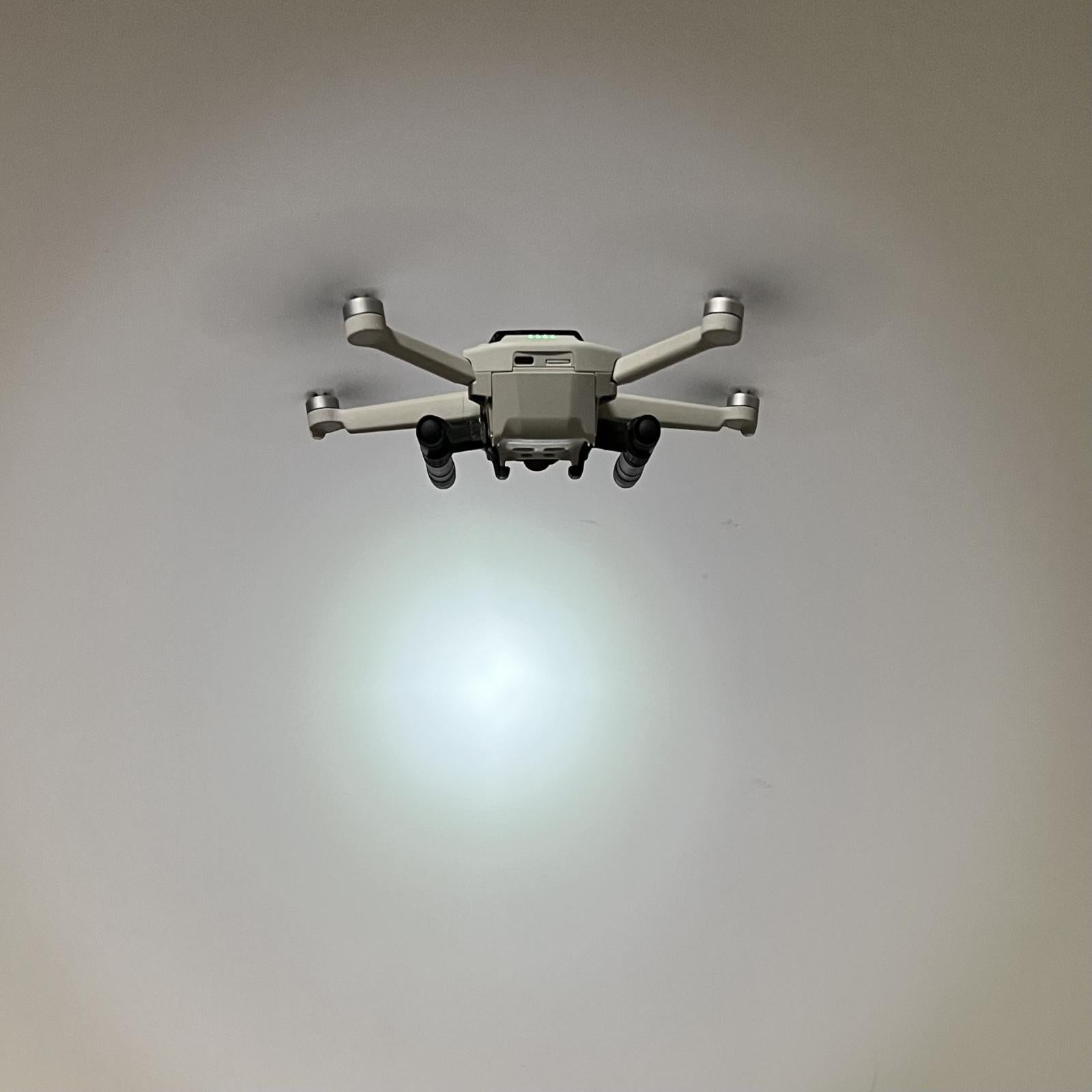 Led Flashlight For Night Navigation And Signaling-1964932262457905157