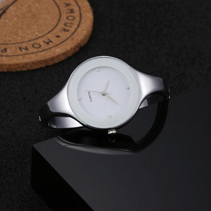 Minimalist Alloy Quartz Watch For Women - White Strap-1915196533326876673