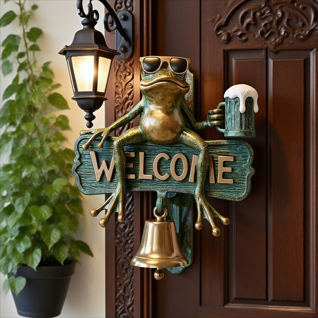 Chill Frog Welcome Doorbell – Resin Beer Frog Decorative Bell (15x15x5cm)