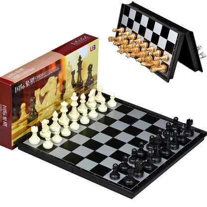 Chess game set with magnet box - Gold and Silver