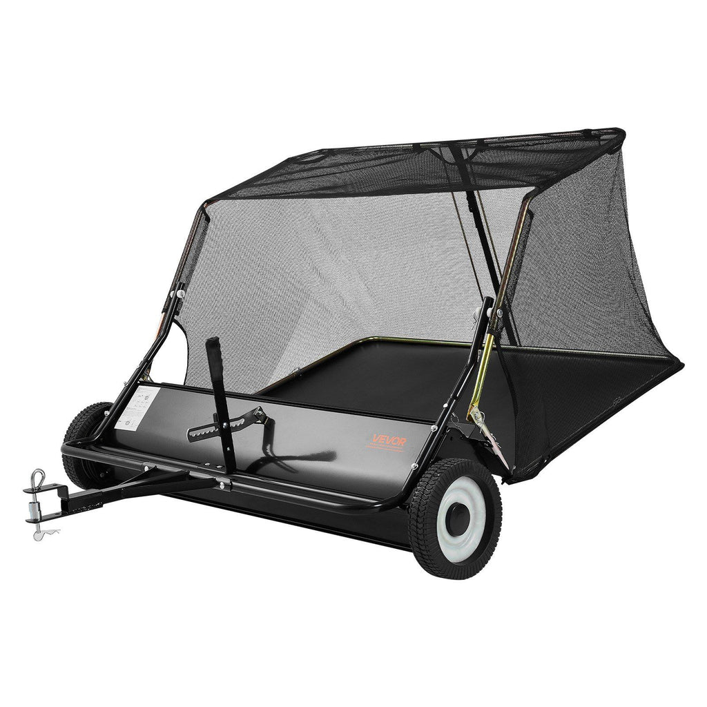 Tow Behind Lawn Sweeper, 122cm Pull Behind Yard Sweeper, 26 cu. ft Hopper Bag Capacity, Leaf & Grass Collector with Dumping Rope, Adjustable Sweeping Height, Garden Sweepers for Lawn Farm
